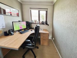 Bedroom 4- click for photo gallery